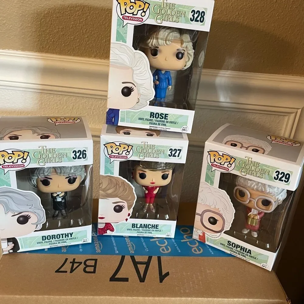 Funko Pop Golden Girls Series Complete Set of Dolls 326 327 328 & 329 NEW